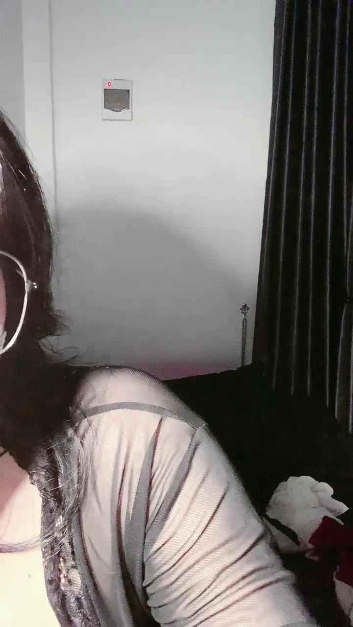 Pengen Main Bareng Kamu Zara Pelumas TT ID 71966778 Mango